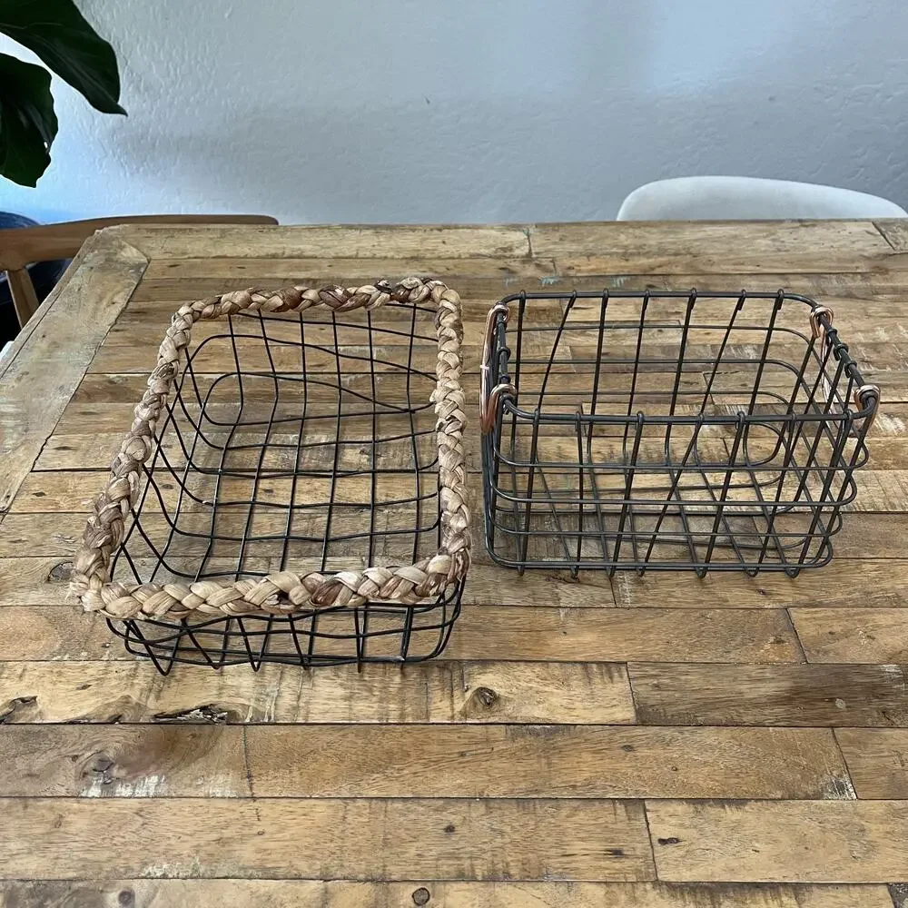 Set of 2 Wire Baskets Husk Wrapped 9